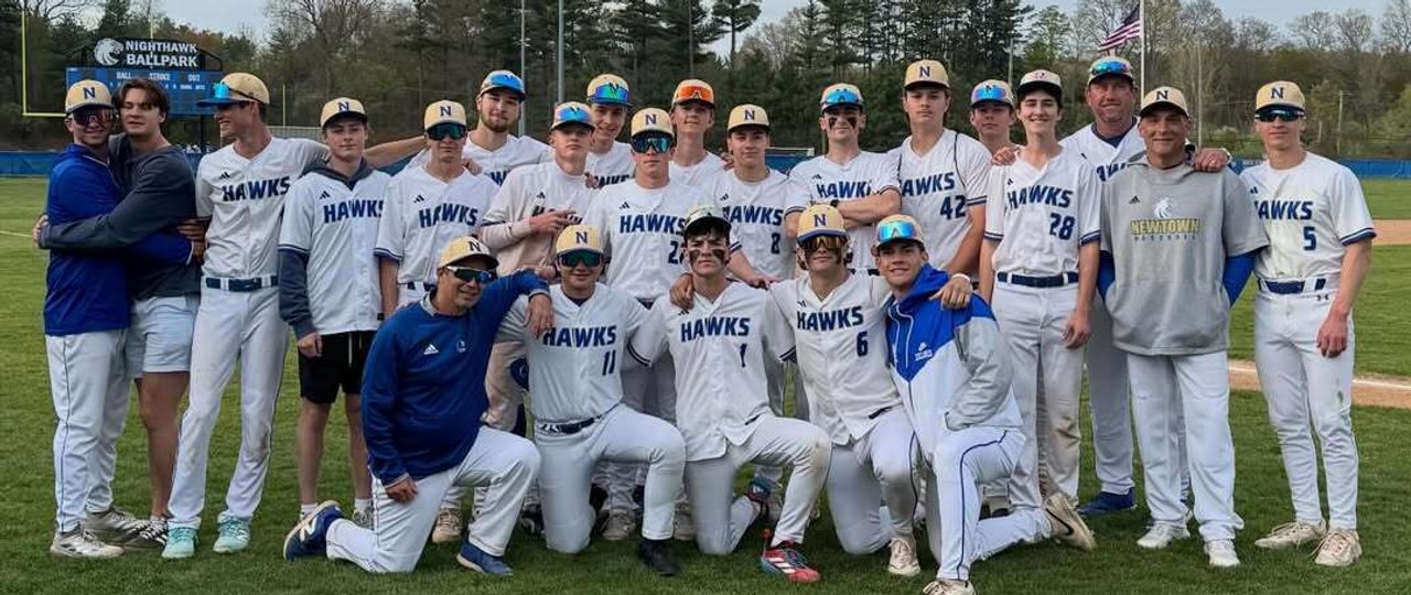 Newtown Nighthawks Beat Bunnell Varsity Bulldog