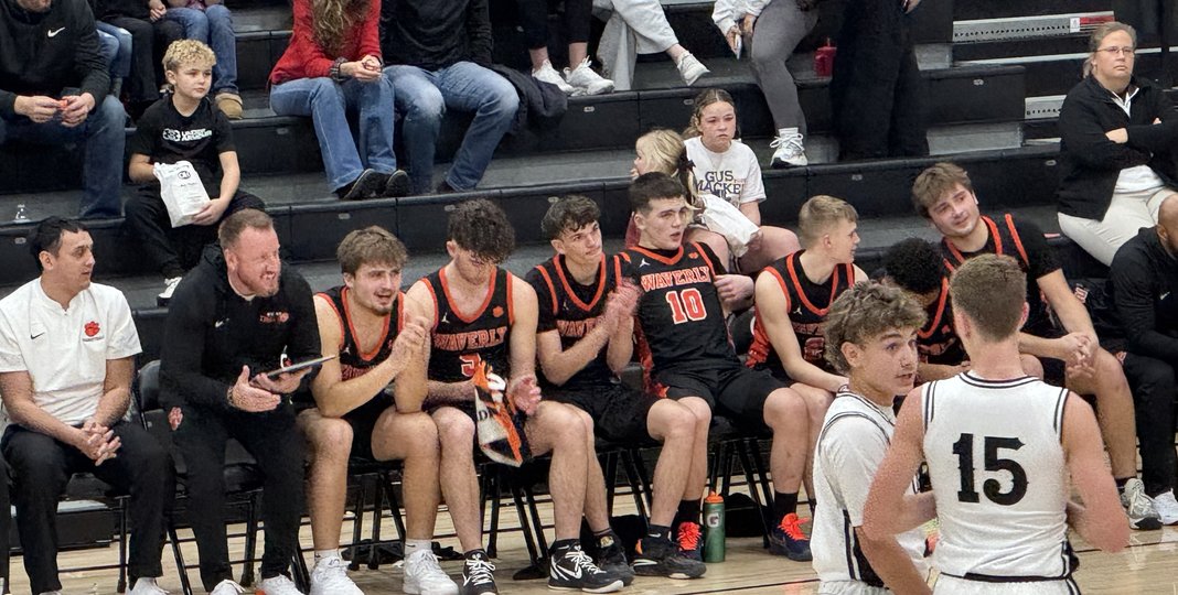 Varsity beats Oak Hill 62-38