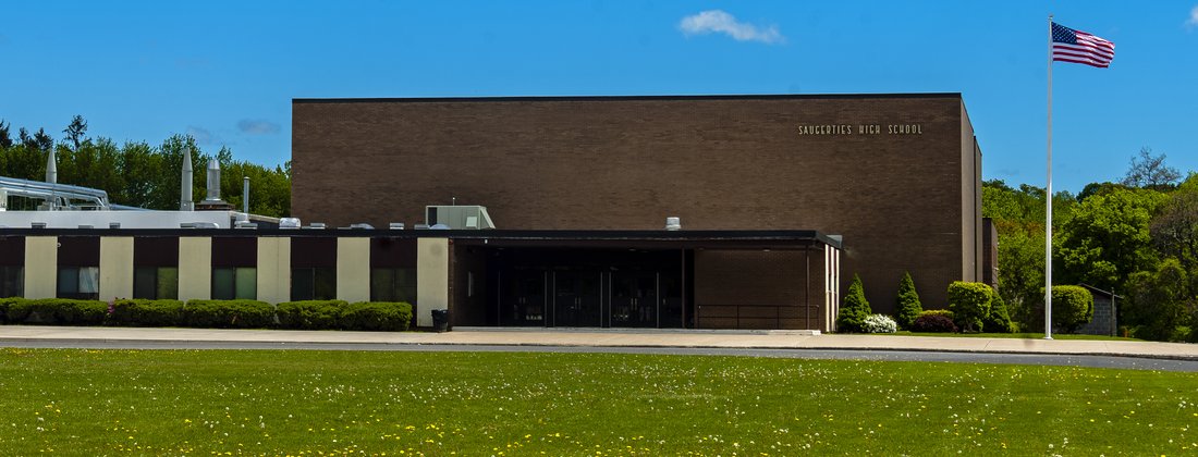 Saugerties High School